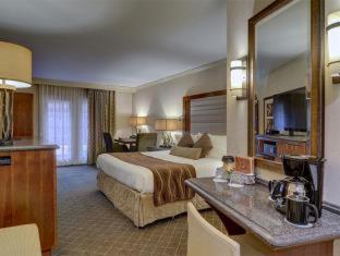 Eden Resort&suites, Bw Premier Collection 4*