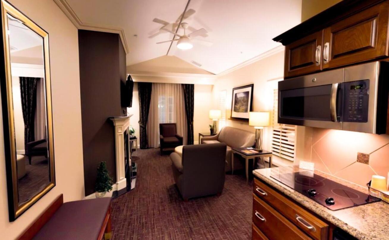 Eden And Suites, Bw Premier Collection Hotel